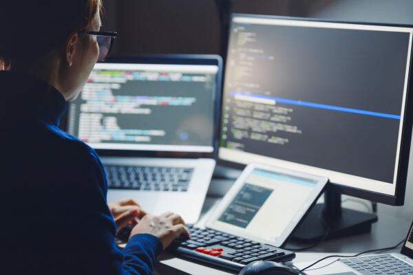 Tôi bắt đầu “vibe coding” ứng dụng với AI — và tôi mê nó mất rồi